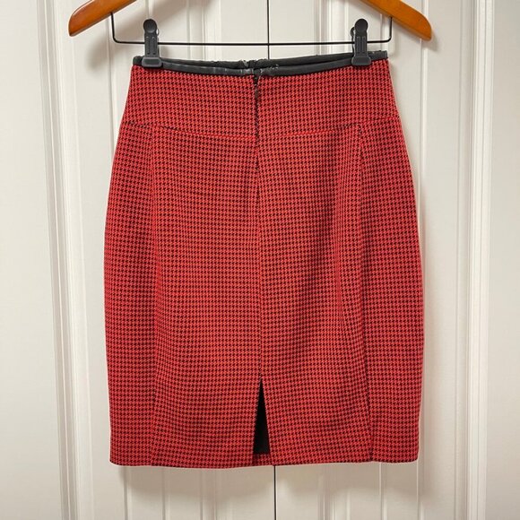 Express Houndstooth Pencil Skirt Red Black – 0 - Picture 4 of 12